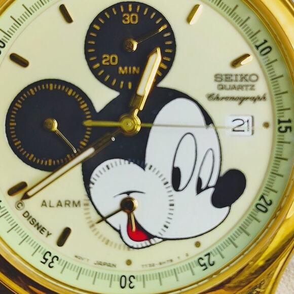 Disney Seiko Mickey Mouse Chronograph Watch Vintage Lumo - Picture 2 of 11